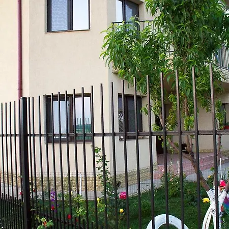 Casa La Flori Affittacamere *